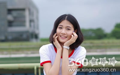 12����������ײ��ŮƱ�������ô��