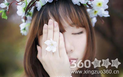 һ���¾Ͱ��Լ���������������Ů