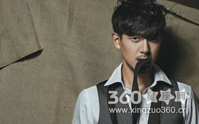 ��ǰ�ڼ�С�� ����Ů��������Ů