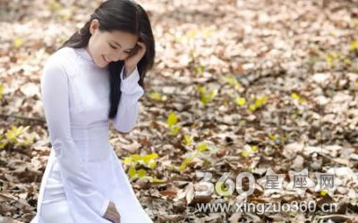 û����ֻ������ڵ���ФŮ