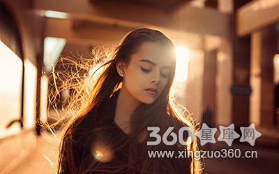 ������äĿ׷�ǵ�����Ů