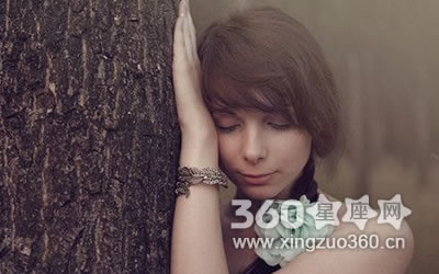 ������äĿ׷�ǵ�����Ů