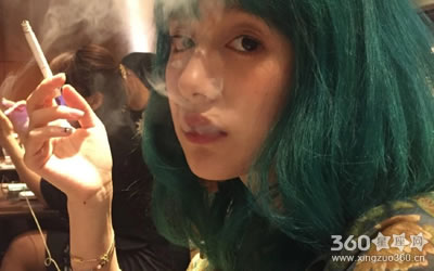 ���ڳ�����û��̫��������Ф��