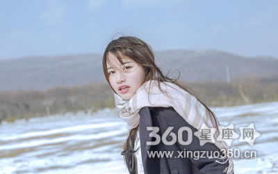 ����Ƿ����û����ְ�ռ������Ů