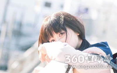 ÿ�����ż������޷��԰ε�����Ů