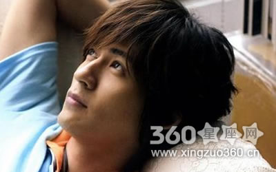 ���ڴ�����������ż������������Ů