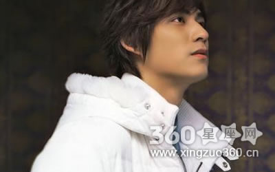 ���ڴ�����������ż������������Ů