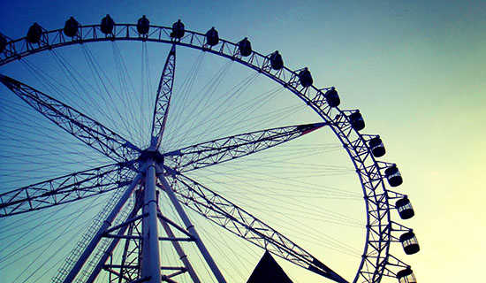 转身便是陌路诗歌