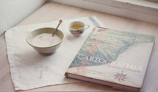 ���׵���ҹ��ʫ��