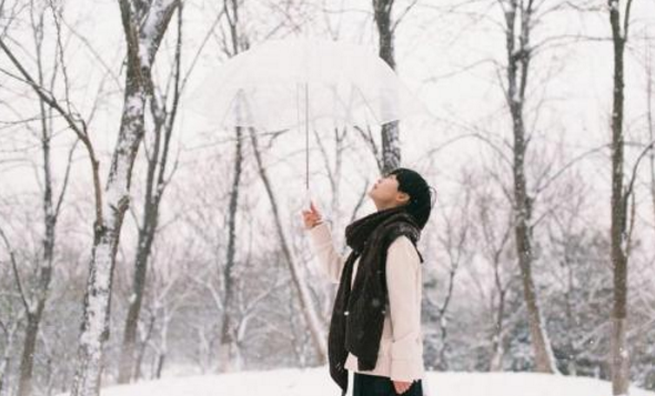 ��ѩ���˸�˵˵