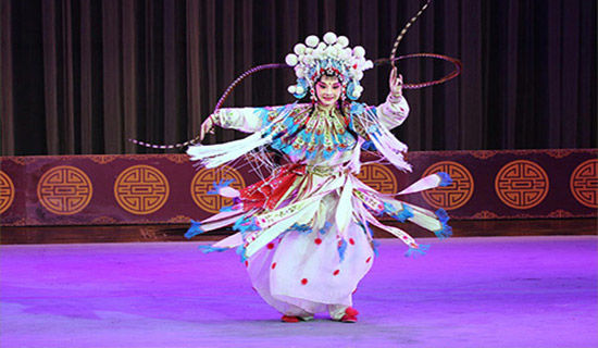 Ϸ������̨������