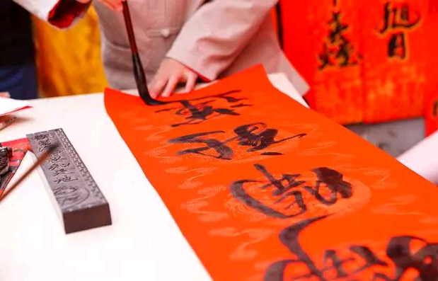 2019猪年春节五言对联繁体