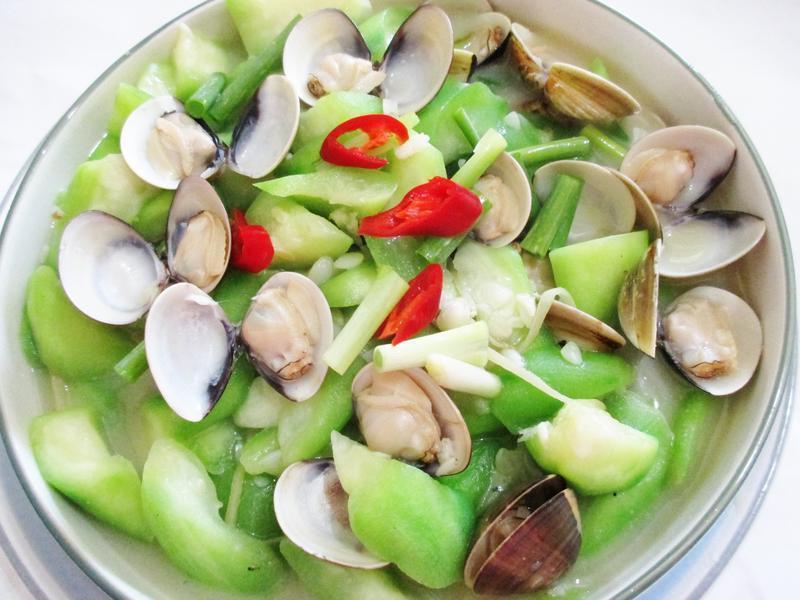 ���۳����˿�ϵ�����