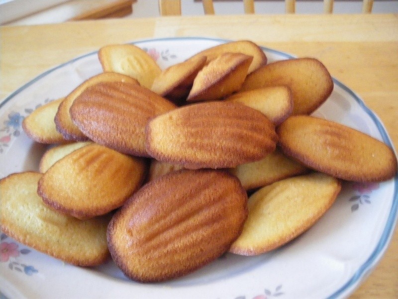 幸福的午后小点~蜂蜜柠檬马德莲的做法