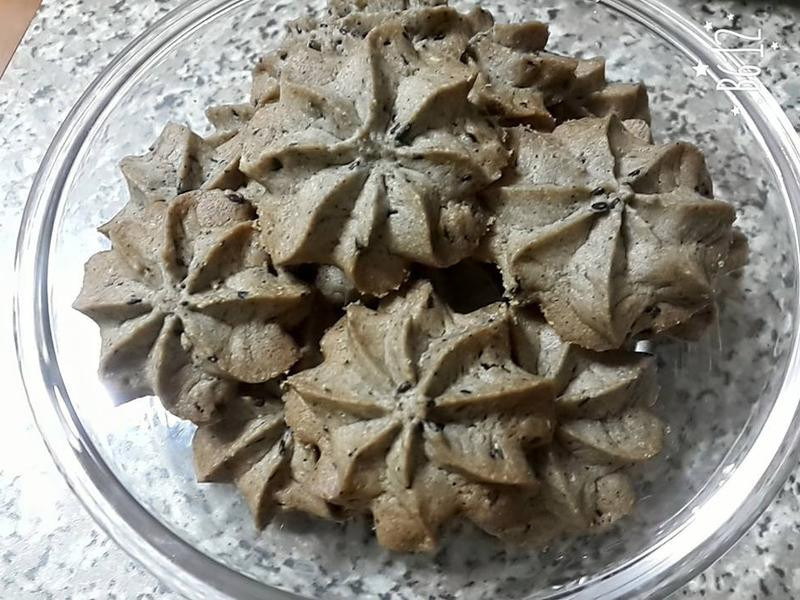 香浓芝麻奶酥饼干的做法