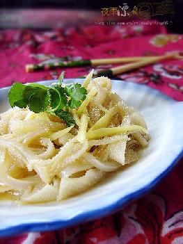 清脆爽口------百叶姜丝的做法