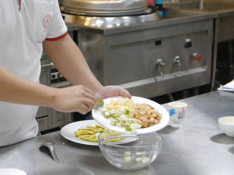 ѩ�����ӽ�ˮ��ɳ��������