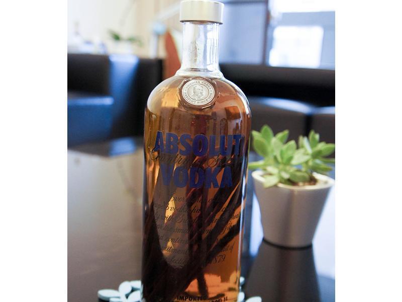 ��Ũ��ݾ� VS ����ǵ�����