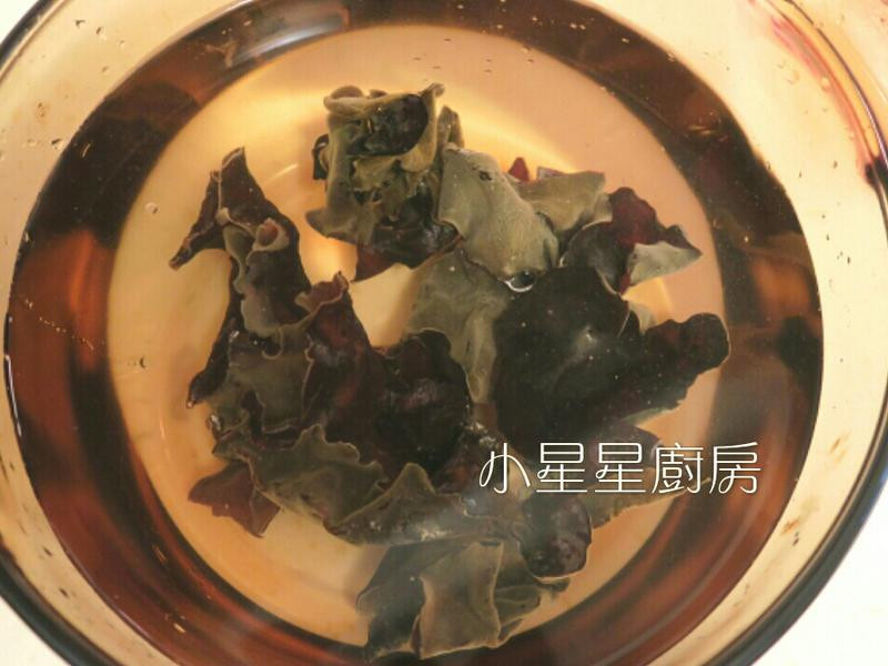 �����ľ��¶������