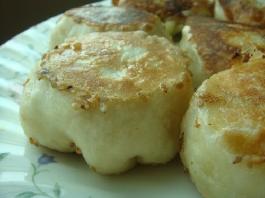 鲜肉高丽菜水煎包的做法