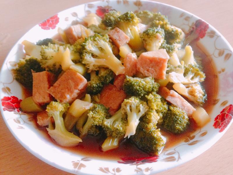 ���⽴����Ҭ�˵�����