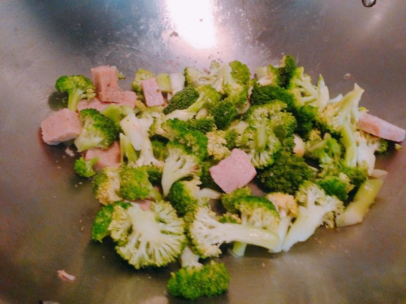 ���⽴����Ҭ�˵�����