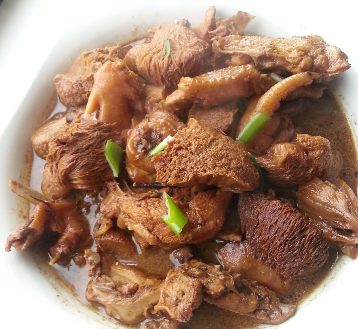 猴头姑炖土鸡的做法