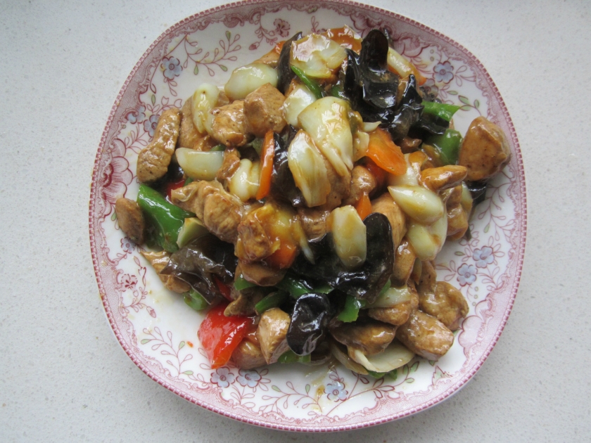 �ٺϳ����������