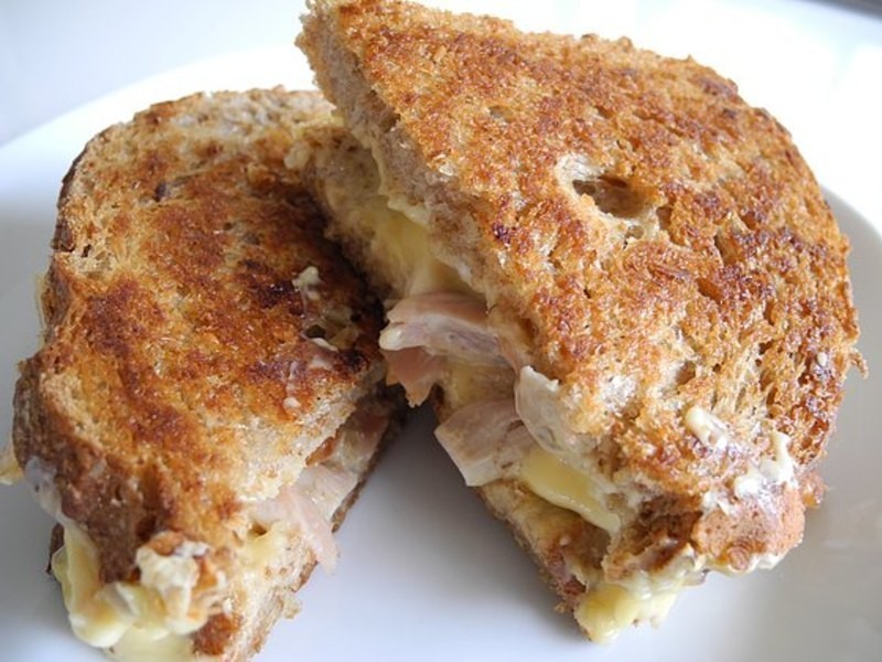 ��ʽ�ƽ������ε�����