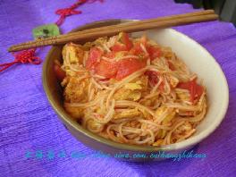 番茄鸡蛋炒面的做法