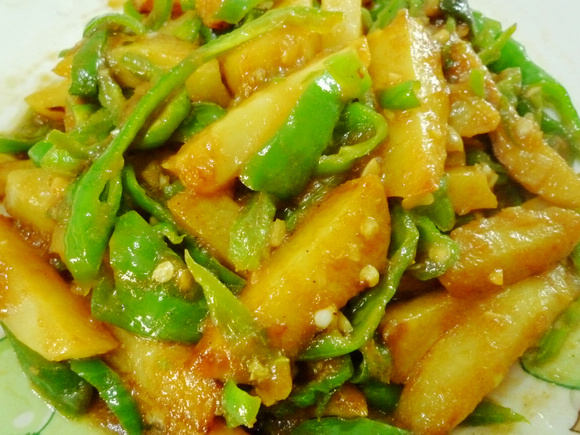 酱汁烧土豆的做法