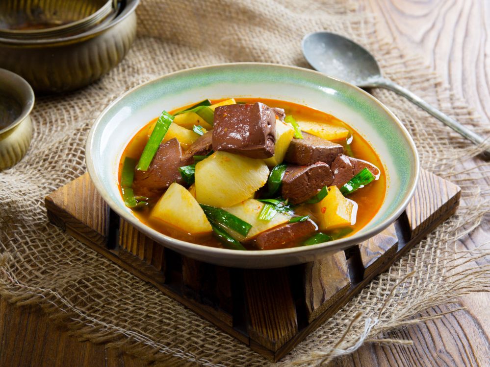 猪血韭菜萝卜的做法