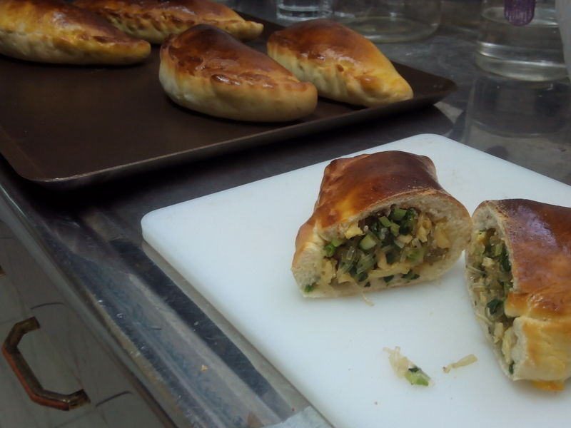 烤韭菜盒子的做法