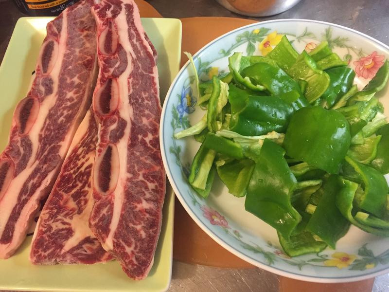 �����ཷţС�ŵ�����