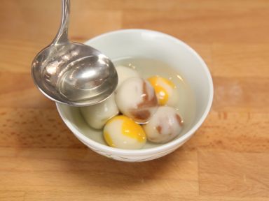 ��ɫ���������