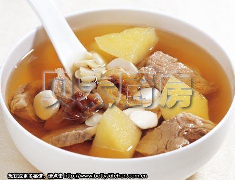 苹果煲猪腱的做法