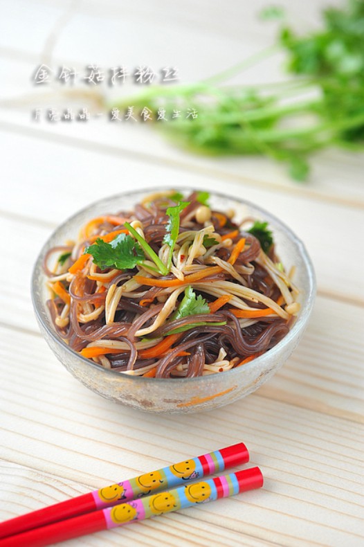 金针菇拌粉丝的做法