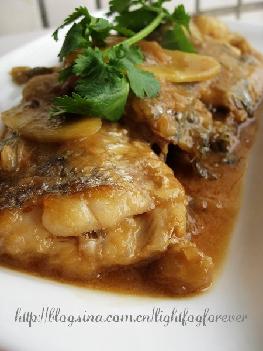 这样吃带鱼一点也不腥----红烧带鱼的做法