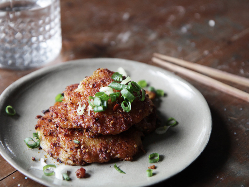 【伊莉莎白辣酱食谱】辣酱马铃薯煎饼的做法