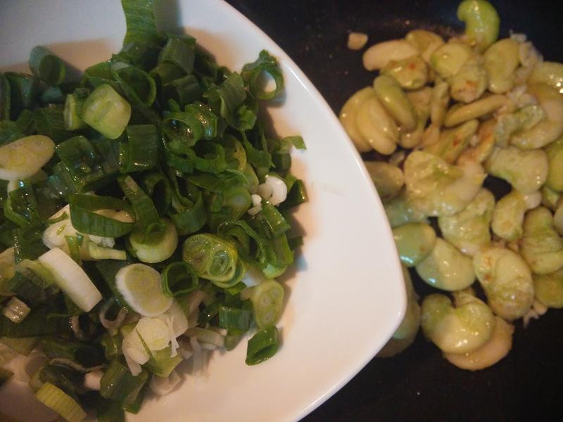 ���λʵ۶�������