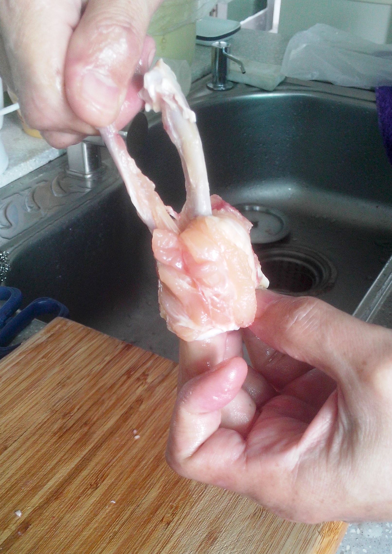 ��Ϻ�����������