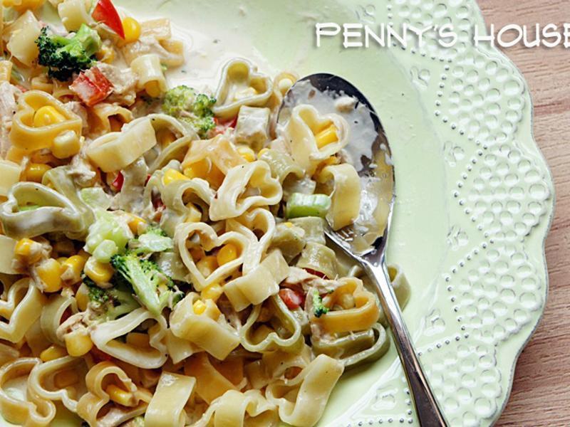 爱心奶酱鲔鱼玉米义大利面 - 情人节料理的做法