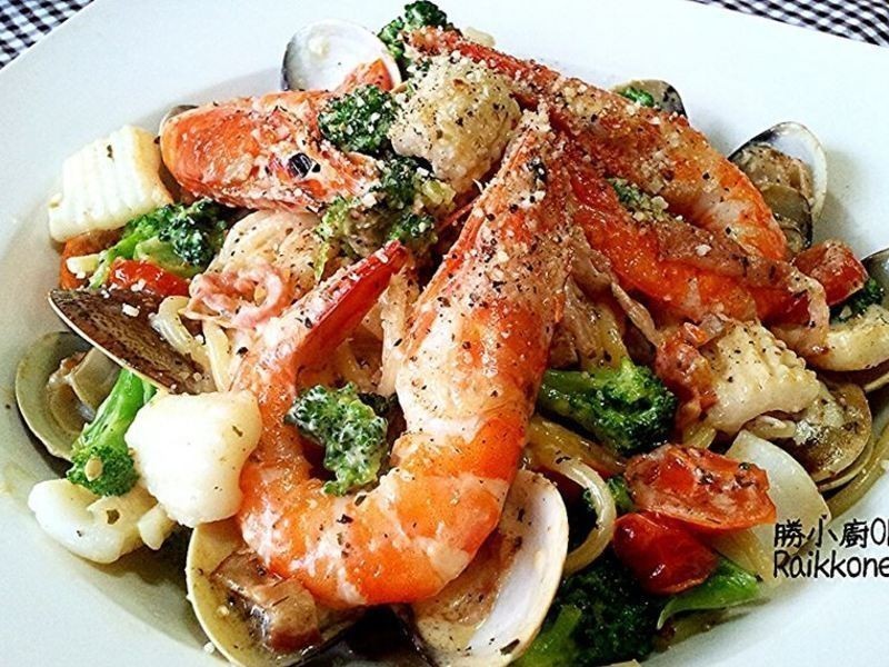 ���Ѻ��ʰ׽�������������