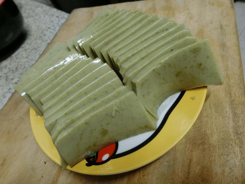 ����Ĩ�足������