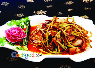 折耳根老腊肉的做法