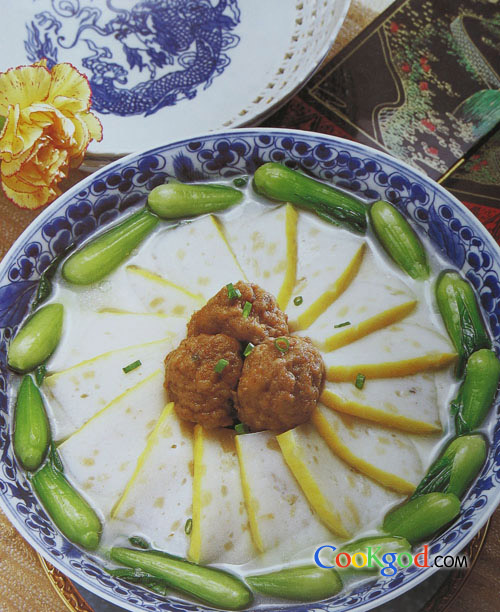 大碗鱼糕圆子的做法