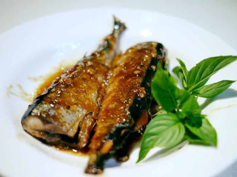 味噌酱烧秋刀鱼的做法