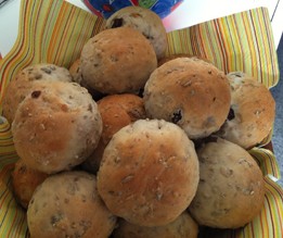 北欧风格的核桃仁-葡萄干面包的做法