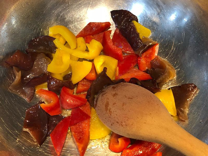 �⳴������������