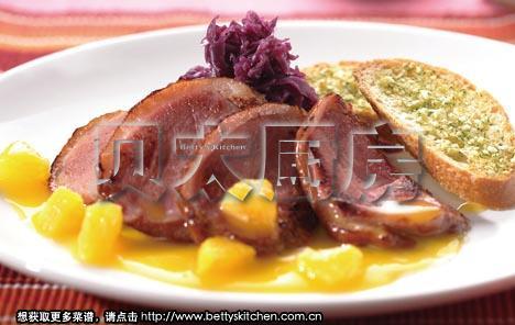 香煎鸭胸配橙汁的做法